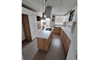 APARTAMENTO EN VENTA LAURELES, VELÓDROMO