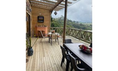 Venta de finca en Guarne vereda la Mejía, cerca al parque principal