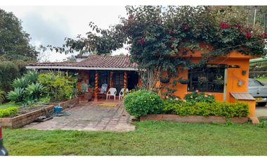 Venta de finca en Guarne vereda la Mejía, cerca al parque principal