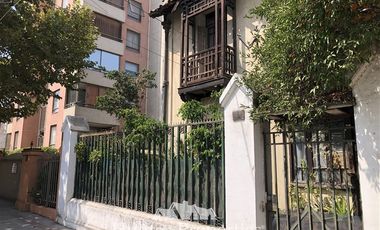 Sitio en Venta en Ricardo Matte Pérez, Providencia