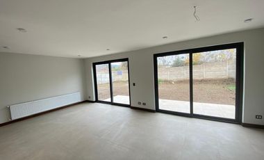 Casa en arriendo 3d 3b Condominio Tricahue Nogales