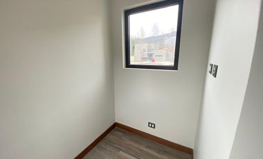 Casa en arriendo 3d 3b Condominio Tricahue Nogales