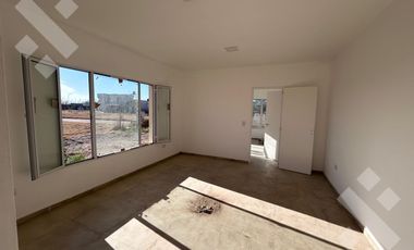 Venta Casa 3 dormi   piscina - B° Piedras Blancas - Fernandez Oro