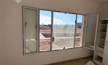 Venta Casa 3 dormi   piscina - B° Piedras Blancas - Fernandez Oro