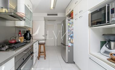 VENTA Casa en Marina del Sol - Punta Chica 500 m2 cubiertos en lote al agua con amarra