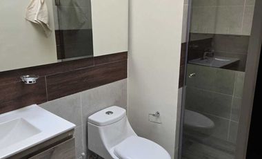 BONITA CASA AMUEBLADA EN RENTA EN LOMAS DE ANGELOPOLIS 3 RESIDENCIAL TESALIA