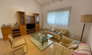 Casa en alquiler con muebles  en barrio La Casualidad, Pilar