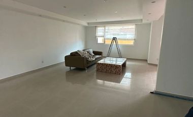 Preciosa casa en renta fraccionamiento con vigilancia, Interlomas,