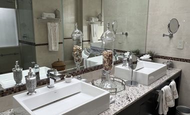 RESIDENCIA EN VENTA EN CUMBRES DE SANTA FE