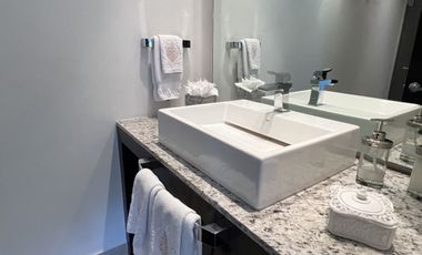 RESIDENCIA EN VENTA EN CUMBRES DE SANTA FE