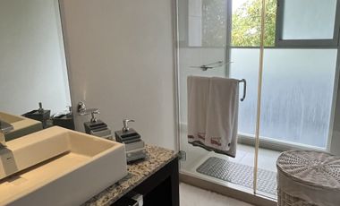 RESIDENCIA EN VENTA EN CUMBRES DE SANTA FE