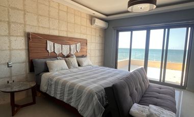 Casa en venta en la PLAYA DE CHELEM, Chelém Yucatán.