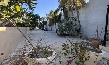 Casa en venta en la PLAYA DE CHELEM, Chelém Yucatán.