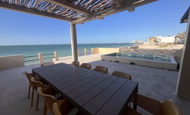 Casa en venta en la PLAYA DE CHELEM, Chelém Yucatán.