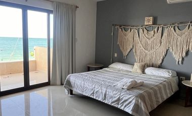 Casa en venta en la PLAYA DE CHELEM, Chelém Yucatán.
