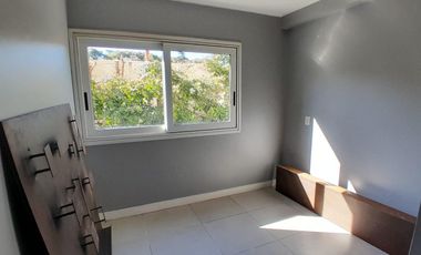 Venta Departamento de 3 ambientes en Olivos