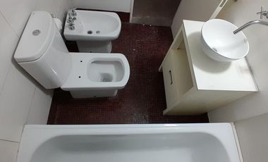 Venta Departamento de 3 ambientes en Olivos