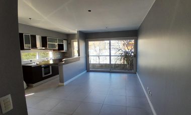 Venta Departamento de 3 ambientes en Olivos