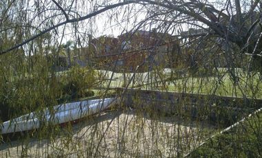 Mosquera y Gallastegui - Casa al agua en San Isidro Labrador
