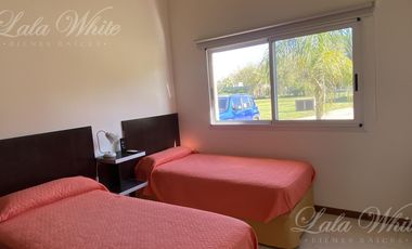 Casa a la venta en La Horqueta de Echeverría Canning