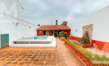 Casa en  Venta en La Plata