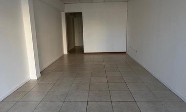 Local en  Bouquet Roldan 300