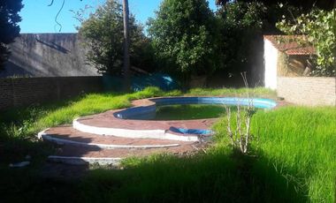 CASA en ALQUILER ESCOBAR CENTRO 3 DORMITORIOS COCHERA - RESERVADA!!