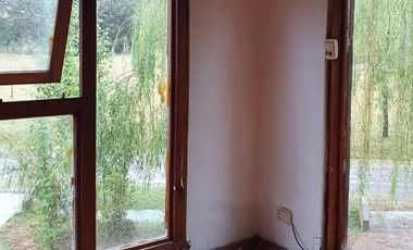 Casa en alquiler - 5 dormitorios 3 baños - Haras del Sur I, La Plata