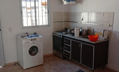 Casa en venta - 2 Dormitorios 1 Baño - Mar del Tuyú