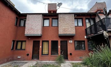 Dúplex de 1 dormitorio en  Chijra