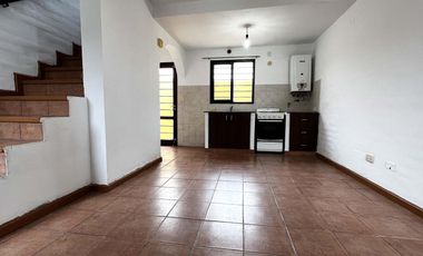 Dúplex de 1 dormitorio en  Chijra
