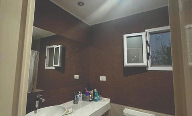 Casa en venta - 3 Dormitorios 4 Baños - Pilar