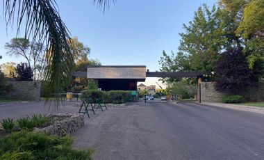 Casa en Venta barrio Chacras de Farrell