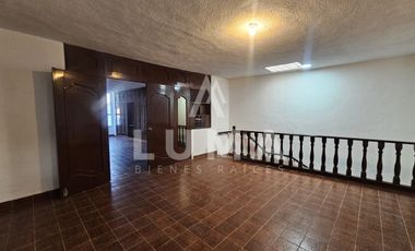 CASA EN RENTA EN AVENIDA PRINCIPAL COL. MORELOS