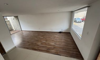 Casa en Renta en Lago de Guadalupe RBL605.