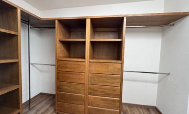 Casa en Renta en Lago de Guadalupe RBL605.