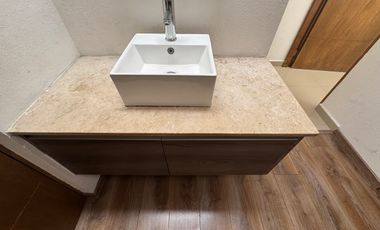 Casa en Renta en Lago de Guadalupe RBL605.