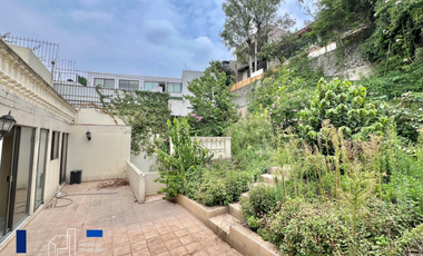 VENTA DE CASA EN LOMAS DE TECAMACHALCO CON JARDÍN