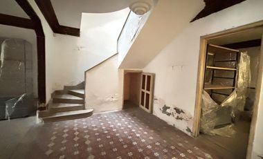 CASA EN VENTA PARA REMODELAR EN COL. SANTA MARÍA LA RIBERA