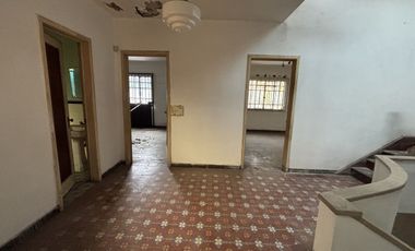 CASA EN VENTA PARA REMODELAR EN COL. SANTA MARÍA LA RIBERA