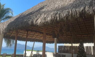 HERMOSO DEPARTAMENTO A PIE DE PLAYA