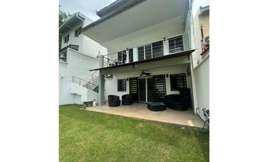 ALTOS DE PANAMA / 425M / 4 HABITACION / 3 NIVEL / LINEA BLANCA /J