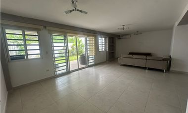 ALTOS DE PANAMA / 425M / 4 HABITACION / 3 NIVEL / LINEA BLANCA /J