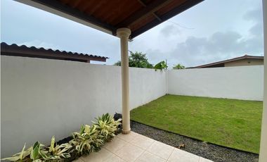 BRISAS DEL GOLF / 262M / 3 HABITACION / TERRAZA / 2 PARKIN