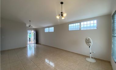 BRISAS DEL GOLF / 262M / 3 HABITACION / TERRAZA / 2 PARKIN