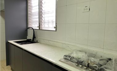 BRISAS DEL GOLF / 262M / 3 HABITACION / TERRAZA / 2 PARKIN