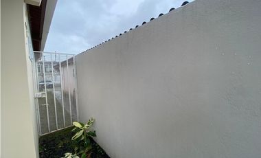 BRISAS DEL GOLF / 262M / 3 HABITACION / TERRAZA / 2 PARKIN