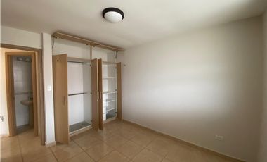 BRISAS DEL GOLF / 262M / 3 HABITACION / TERRAZA / 2 PARKIN