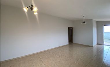 BRISAS DEL GOLF / 262M / 3 HABITACION / TERRAZA / 2 PARKIN