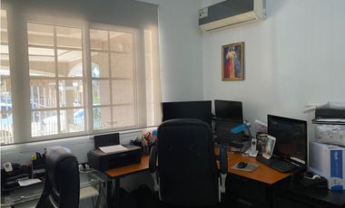 SAN ANTONIO / 250M / 3 HABITACION / TERRAZA / DEPOSITO /JC